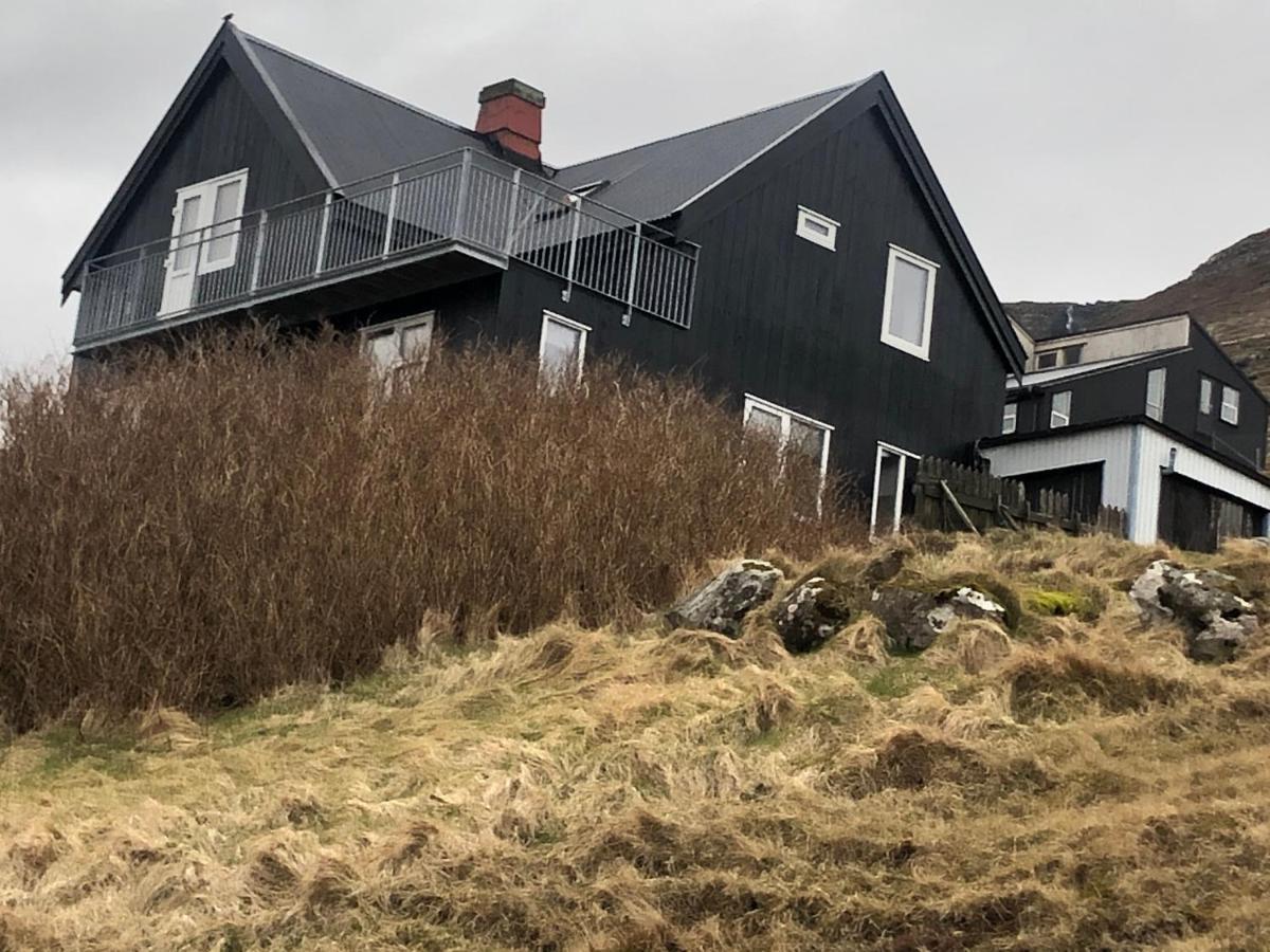 The House With The Amazing View Villa Sørvágur Buitenkant foto